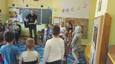 2019 LEKCJA MUZYKI W PRZEDSZKOLU_10