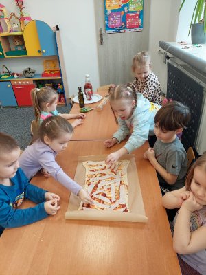 2025 DZIEŃ PIZZY W PRZEDSZKOLU_10