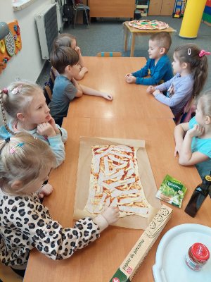 2025 DZIEŃ PIZZY W PRZEDSZKOLU_11