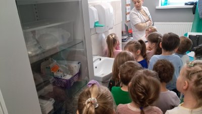 2025 SPOTKANIE PRZEDSZKOLAKÓW Z PIELĘGNIARKĄ_3